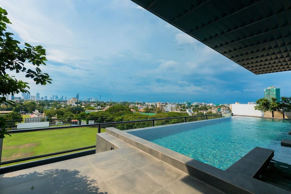 Me Colombo Hotel Exterior photo